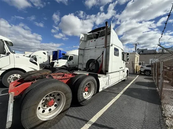 2017 VOLVO VNL7307fe58fd5ad8b58bdb98b491fa12000fb
