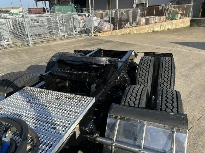 2020 Peterbilt 567