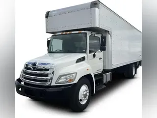 2013 Hino 268A