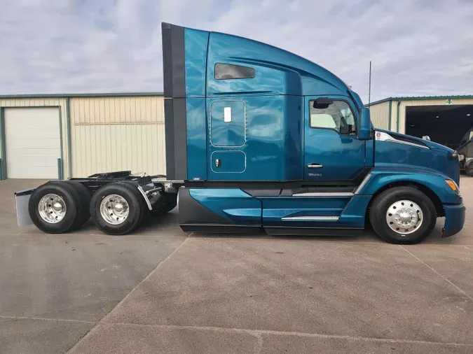 2026 Kenworth T6807fe788eddf5c04e07b5f8fad19ff3e32