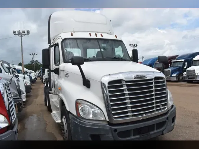2014 FREIGHTLINER CASCADIA 125