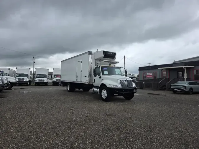 2020 NAVISTAR INTERNATIONAL MV607 (4X2)