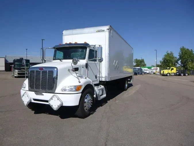 2020 Peterbilt 337