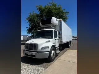 2018 FREIGHTLINER M2 106