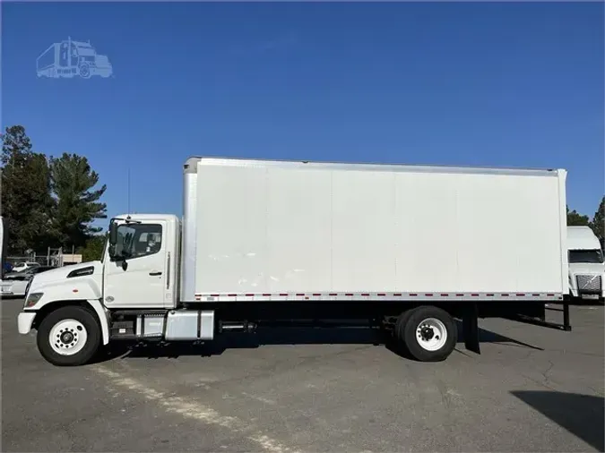 2019 HINO 268A