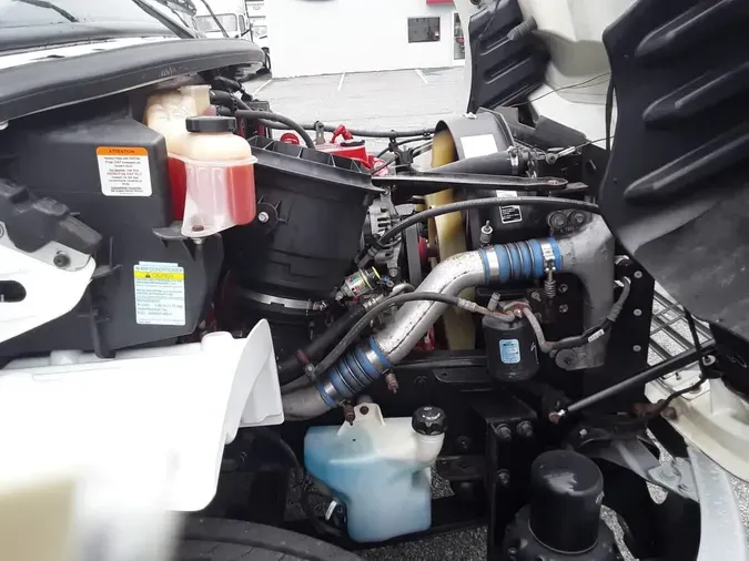 2019 FREIGHTLINER/MERCEDES M2 106