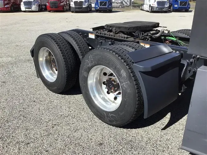 2020 FREIGHTLINER CASCADIA