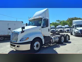 2019 NAVISTAR INTERNATIONAL LT625 DAYCAB T/A