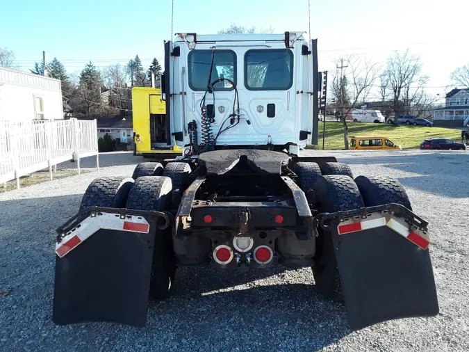 2017 FREIGHTLINER/MERCEDES CASCADIA 125