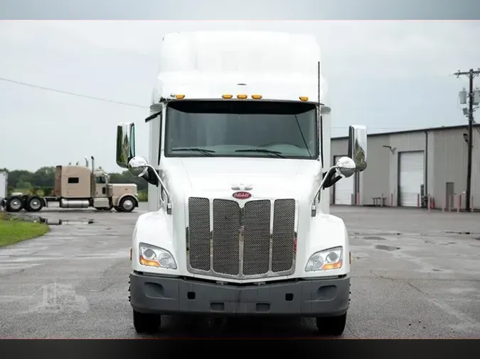 2022 PETERBILT 579