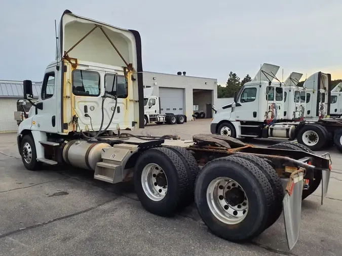 2018 FREIGHTLINER CASCADIA 125