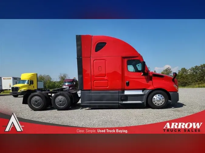 2022 FREIGHTLINER CA126