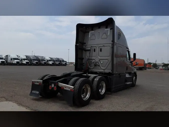 2025 Freightliner Cascadia 1267ffd958c1f2267578e1c2079906e355f