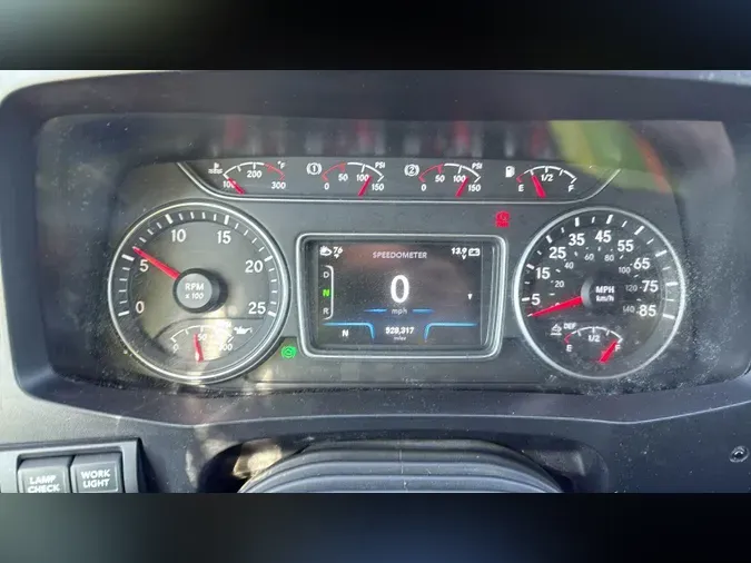 2022 International LT7ffece92115b0d668529fe65d8e744e9