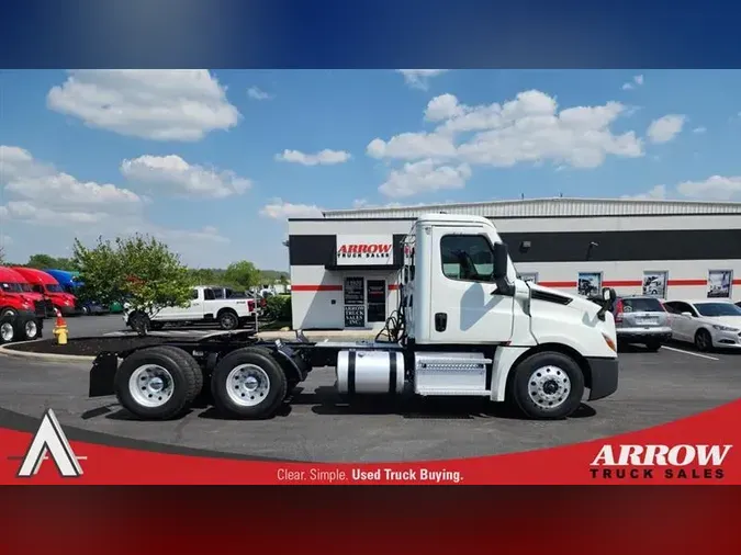 2020 FREIGHTLINER CA12680009694bac7657edb586bb5d88d1536