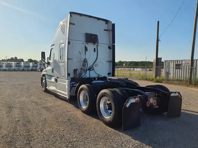 2020 FREIGHTLINER CASCADIA 125