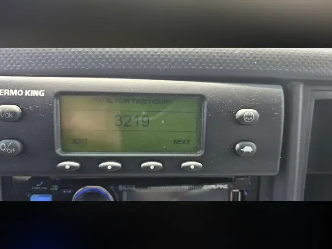 2018 ISUZU NRR