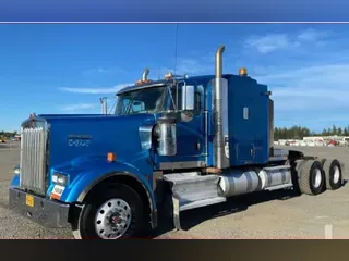 2014 KENWORTH W900L