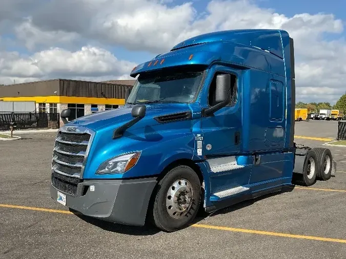 2020 Freightliner T12664ST