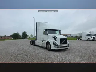 2018 Volvo VNL 740