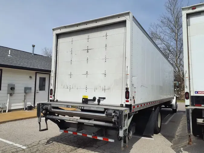 2021 FREIGHTLINER/MERCEDES M2 106