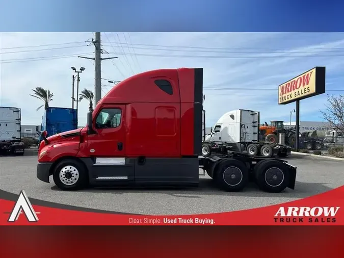 2021 FREIGHTLINER CA126