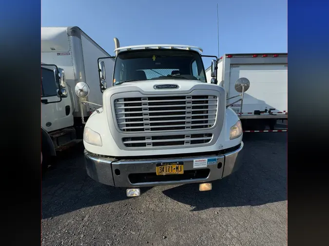 2017 FREIGHTLINER/MERCEDES M2-112