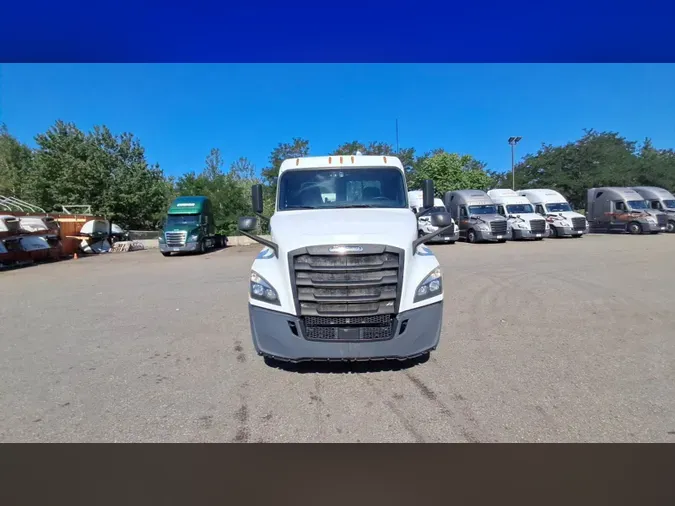 2019 Freightliner Cascadia 1268017e8995935d9e797d9e112c6469653