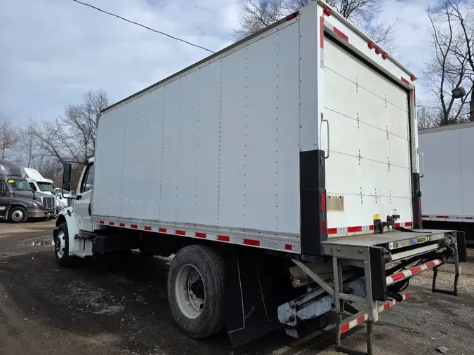 2018 FREIGHTLINER/MERCEDES M2 106