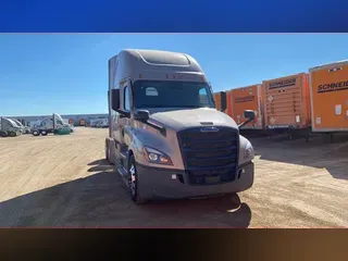 2023 Freightliner Cascadia 126
