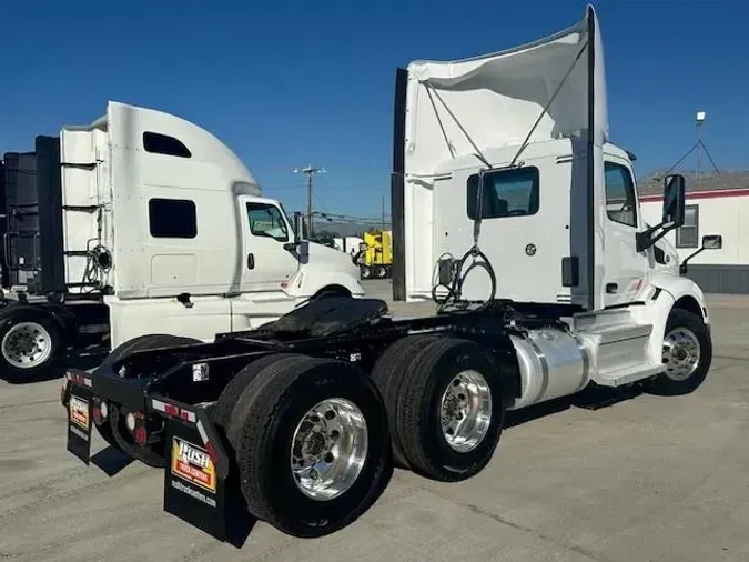 2021 Peterbilt 579802534386e947dcb6432838a9850b051