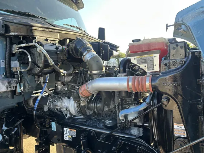 2022 Peterbilt 567