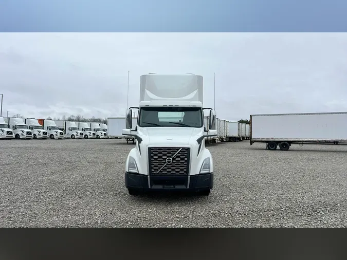 2018 Volvo VNL300