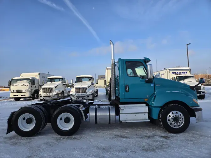 2019 International LT625802955b8af917c022ce8c8fa492aacde