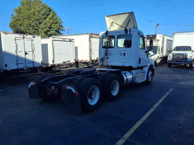2019 FREIGHTLINER/MERCEDES NEW CASCADIA PX12664