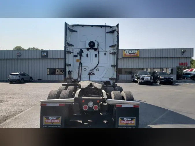 2020 Freightliner Cascadia