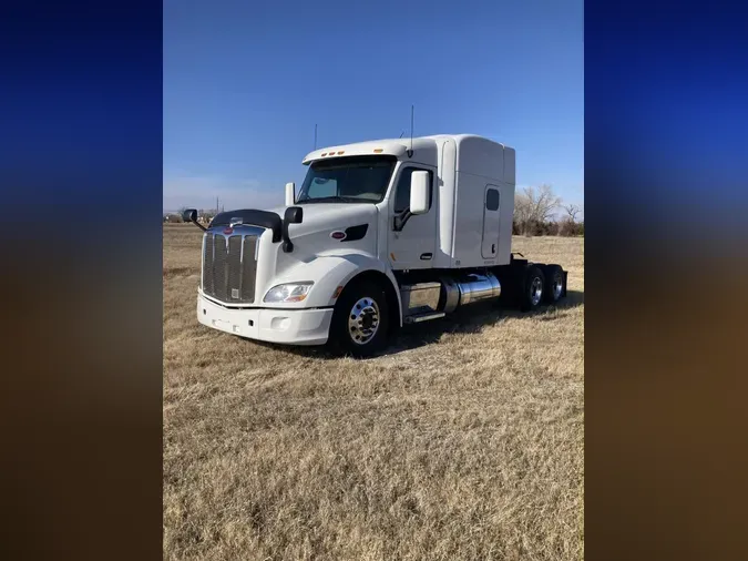 2022 Peterbilt 579