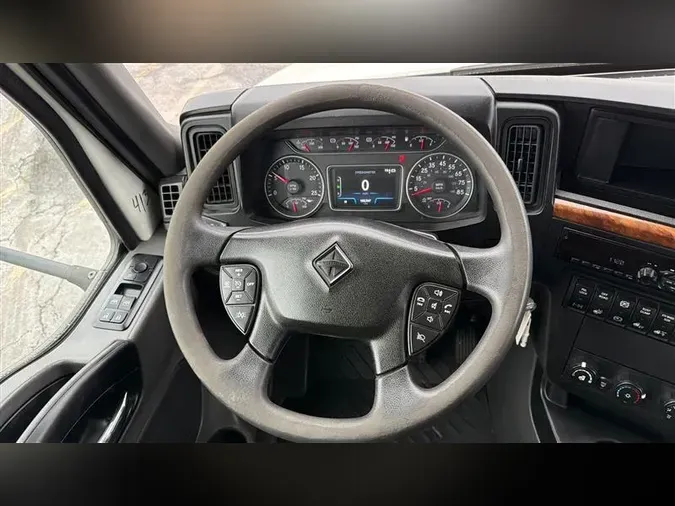 2020 INTERNATIONAL RH613