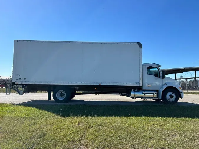 2025 Kenworth T280