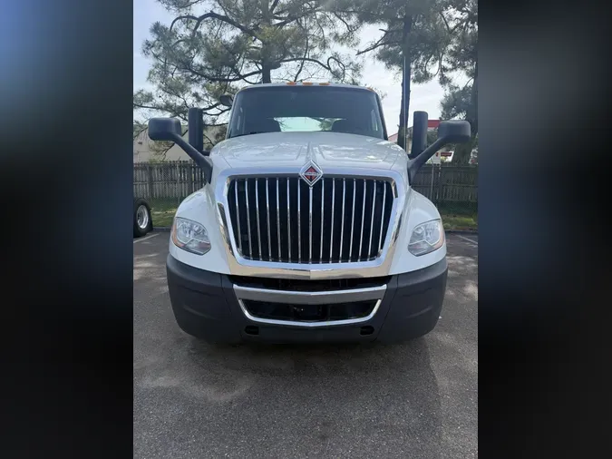 2021 International LT625803ffd292c6e9eecddef80c940725d92