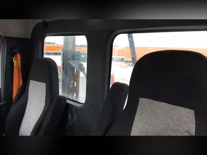 2019 Freightliner Cascadia 1268040824e027711372c8d40931abfca4e