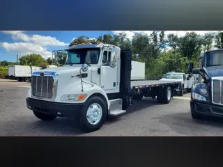 2019 Peterbilt 330