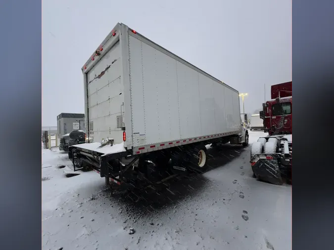 2017 FREIGHTLINER/MERCEDES M2 106