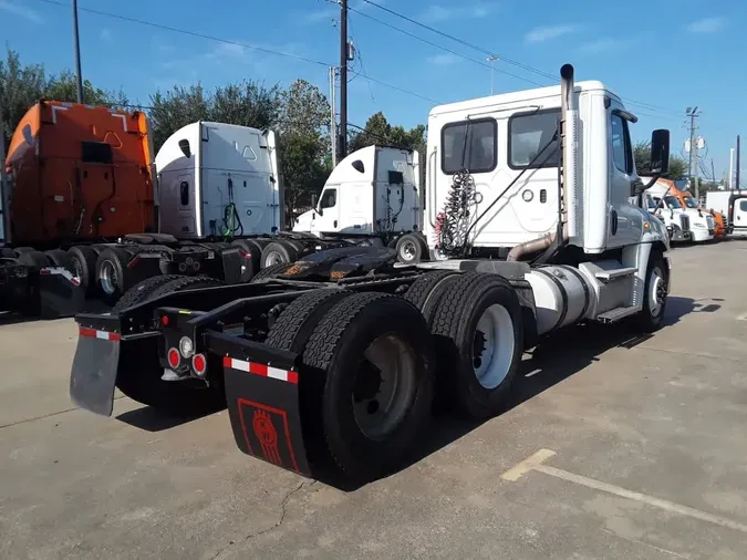 2019 FREIGHTLINER/MERCEDES CASCADIA 125