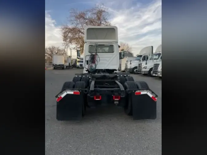 2018 NAVISTAR INTERNATIONAL LT625 DAYCAB T/A804c6a469431532bce7ea7a03815e4e9