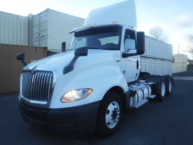 2019 NAVISTAR INTERNATIONAL LT625 DAYCAB T/A804d2c70b0fd83d4597c3d370fece73e