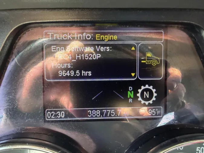 2022 Peterbilt 579