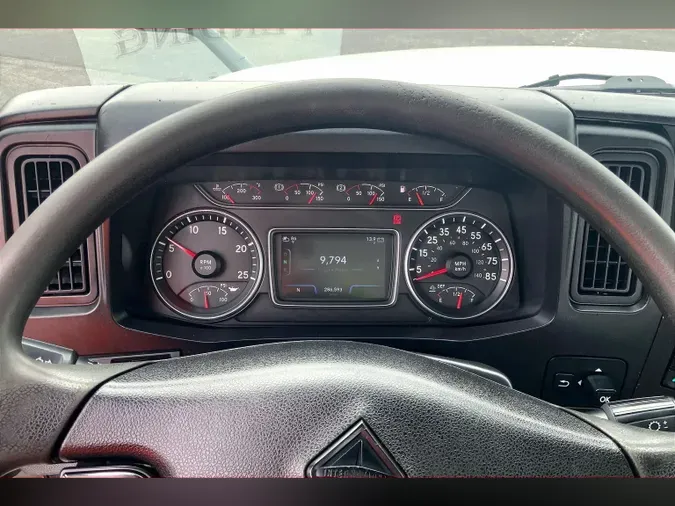 2021 INT LT625 6x4