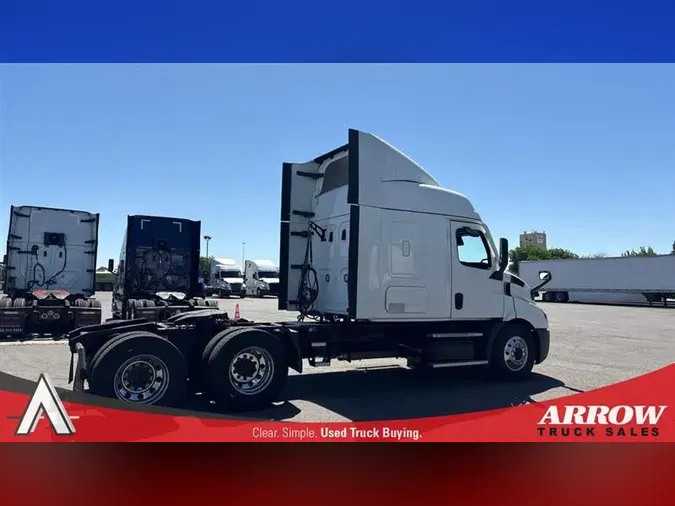 2022 FREIGHTLINER CA116