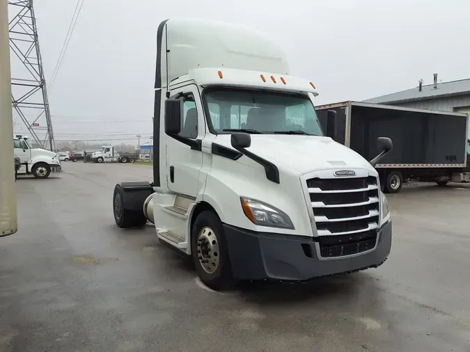2020 FREIGHTLINER/MERCEDES NEW CASCADIA 116